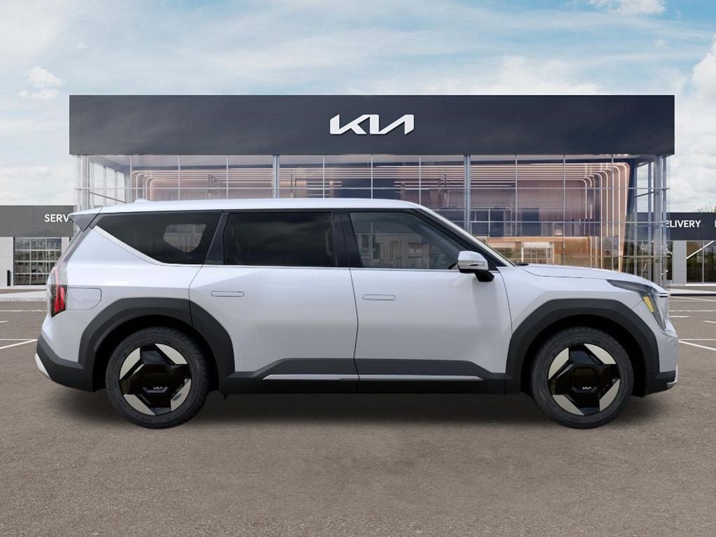 2026 Kia EV9 LIGHT LR RWD