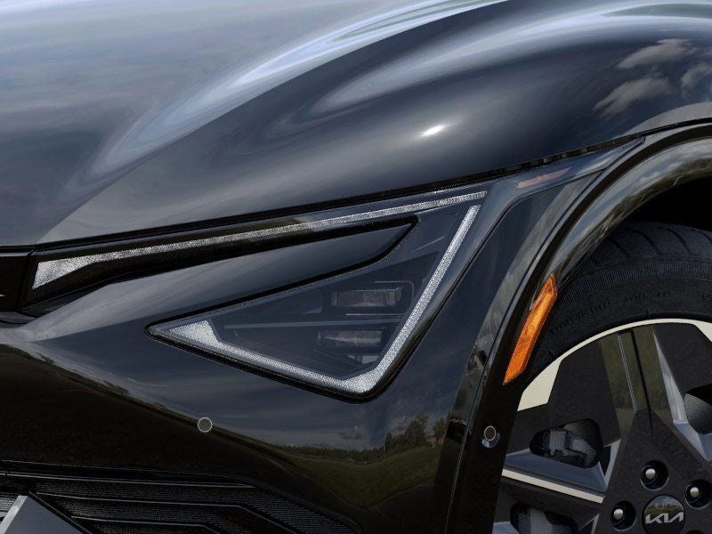 2025 Kia EV6 LIGHT LONG RANGE RWD