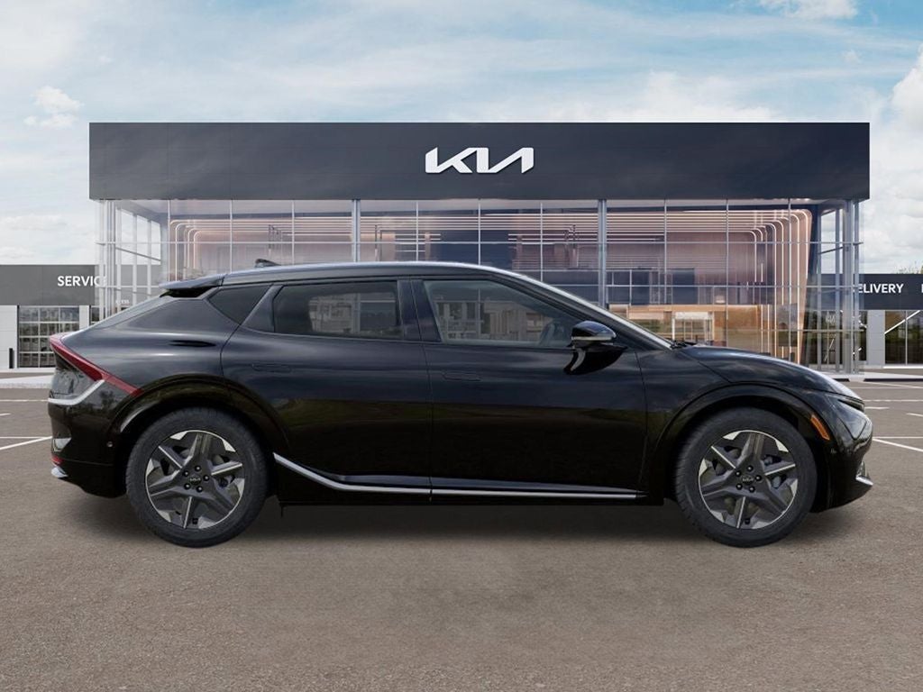 2025 Kia EV6 LIGHT LONG RANGE RWD