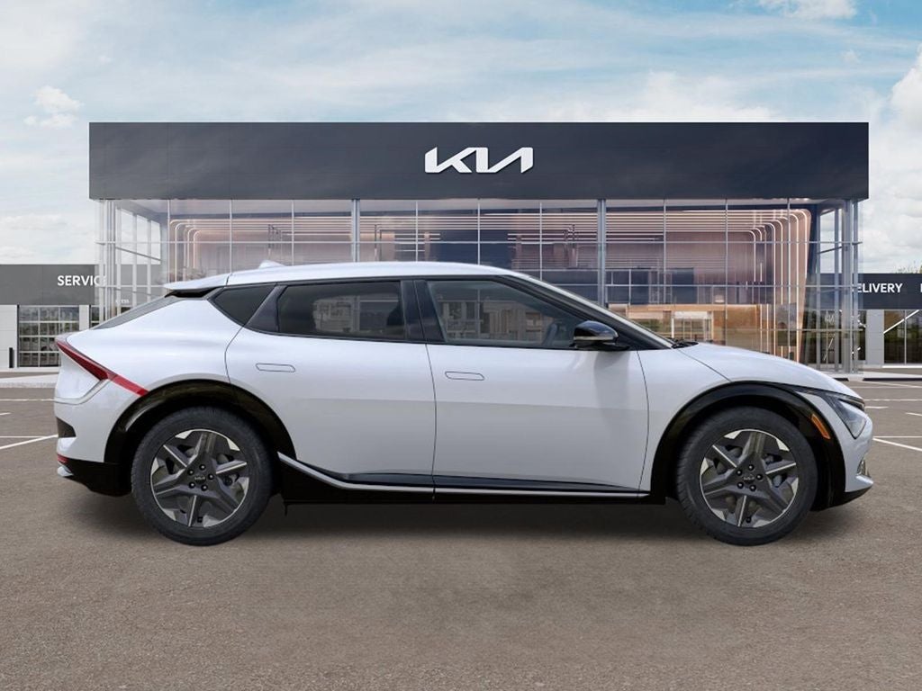 2026 Kia EV6 LIGHT LONG RANGE RWD