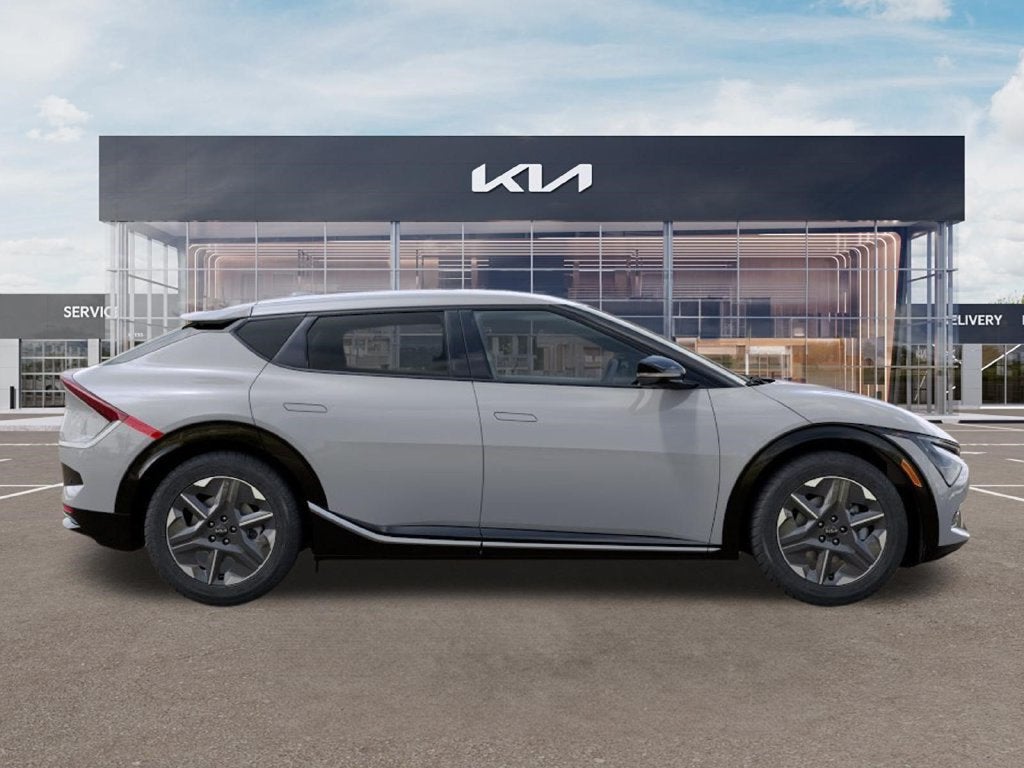 2026 Kia EV6 LIGHT LONG RANGE RWD