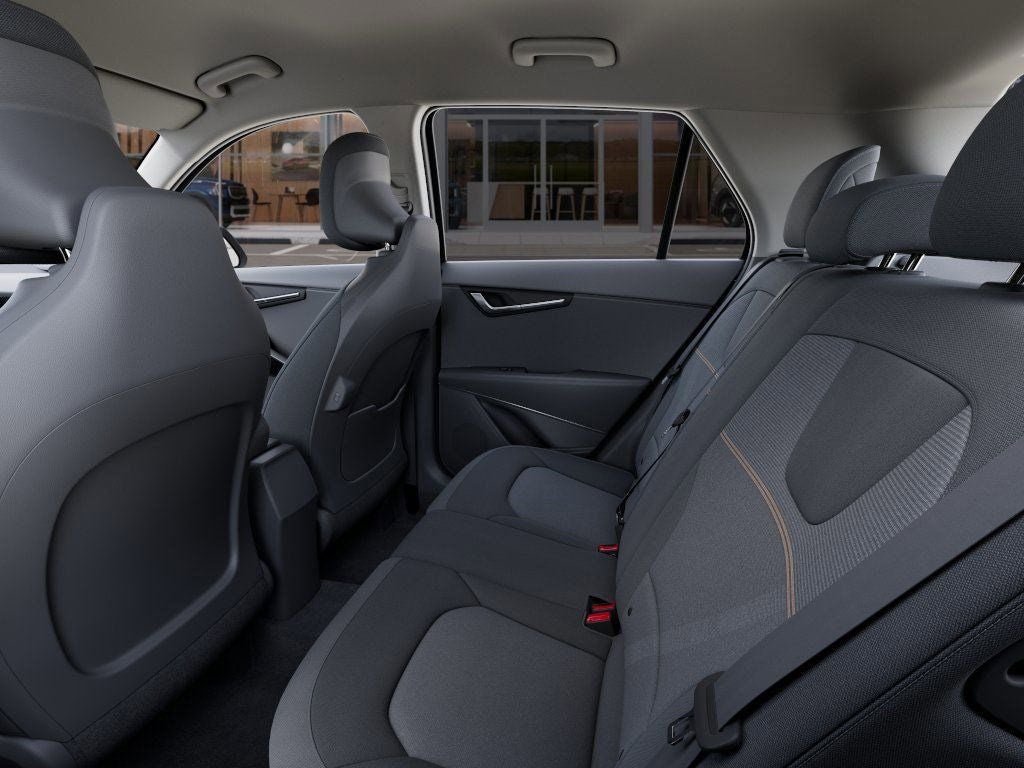 2025 Kia Niro LX