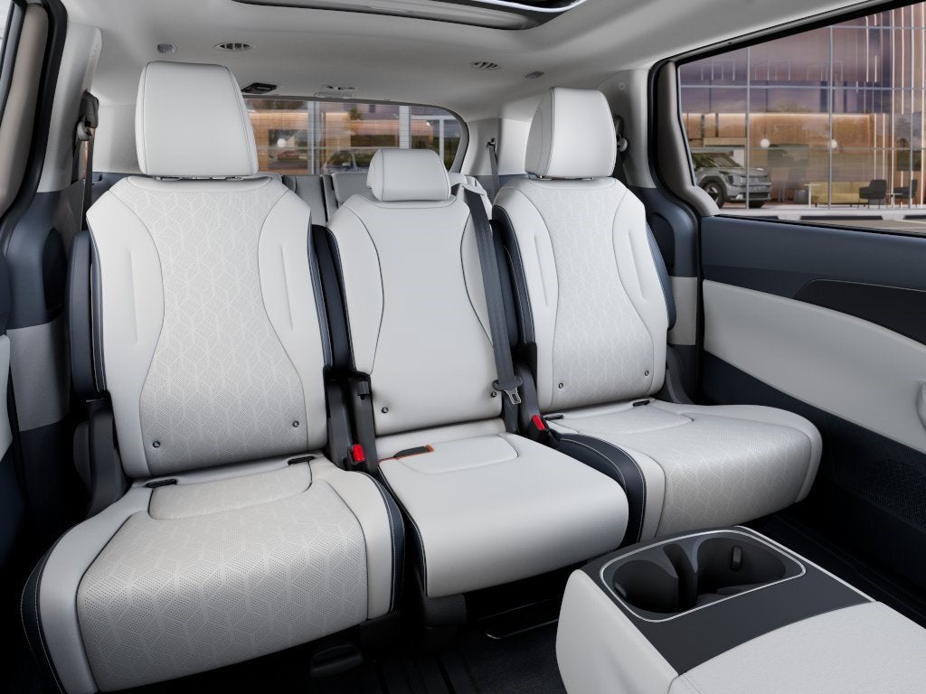 2027 Kia Carnival SX AUTO