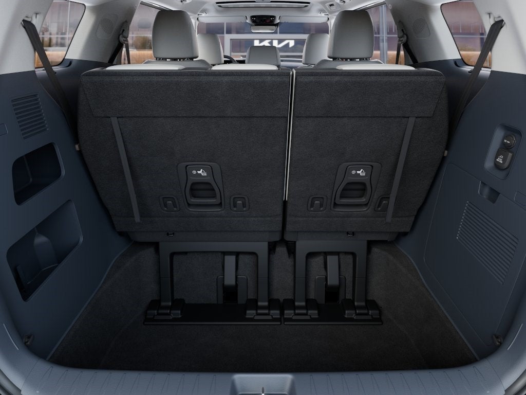2027 Kia Carnival SX AUTO
