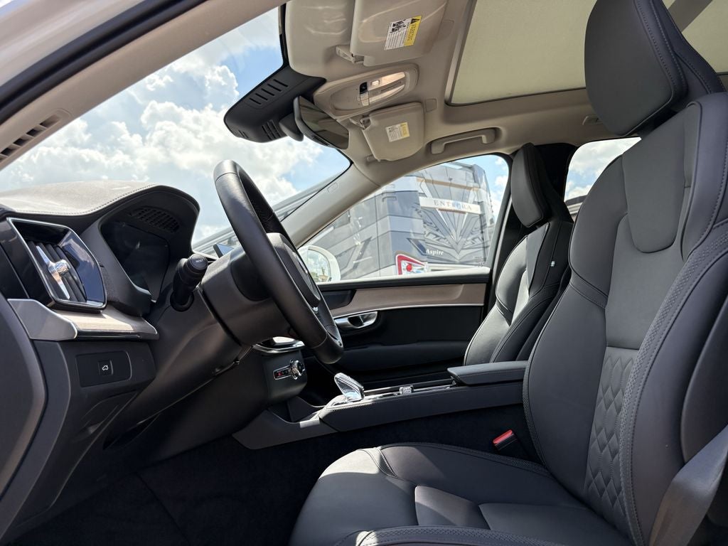 2026 Volvo XC90 B6 Plus 7-Seater