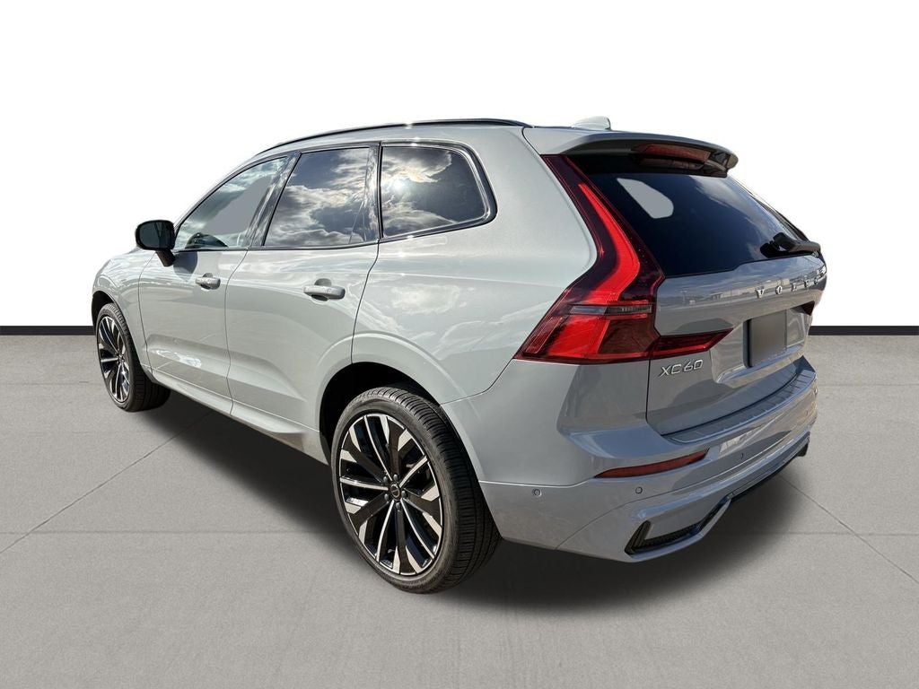 2026 Volvo XC60 B5 Ultra