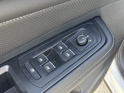 2026 Volkswagen Atlas Cross Sport SEL R-Line Black