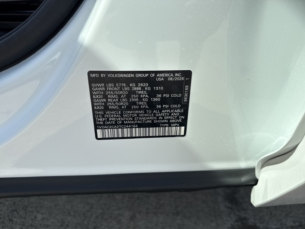 2026 Volkswagen Atlas Cross Sport SEL R-Line Black