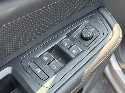 2026 Volkswagen Atlas Cross Sport SEL R-Line Black