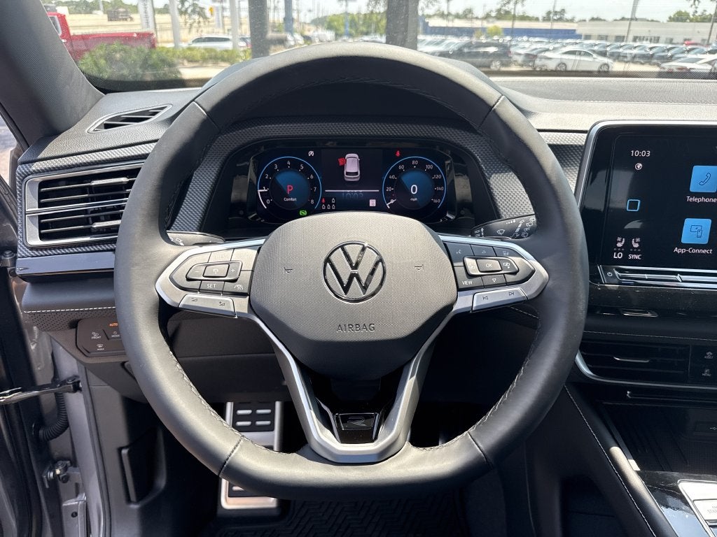 2026 Volkswagen Atlas Cross Sport SEL R-Line Black