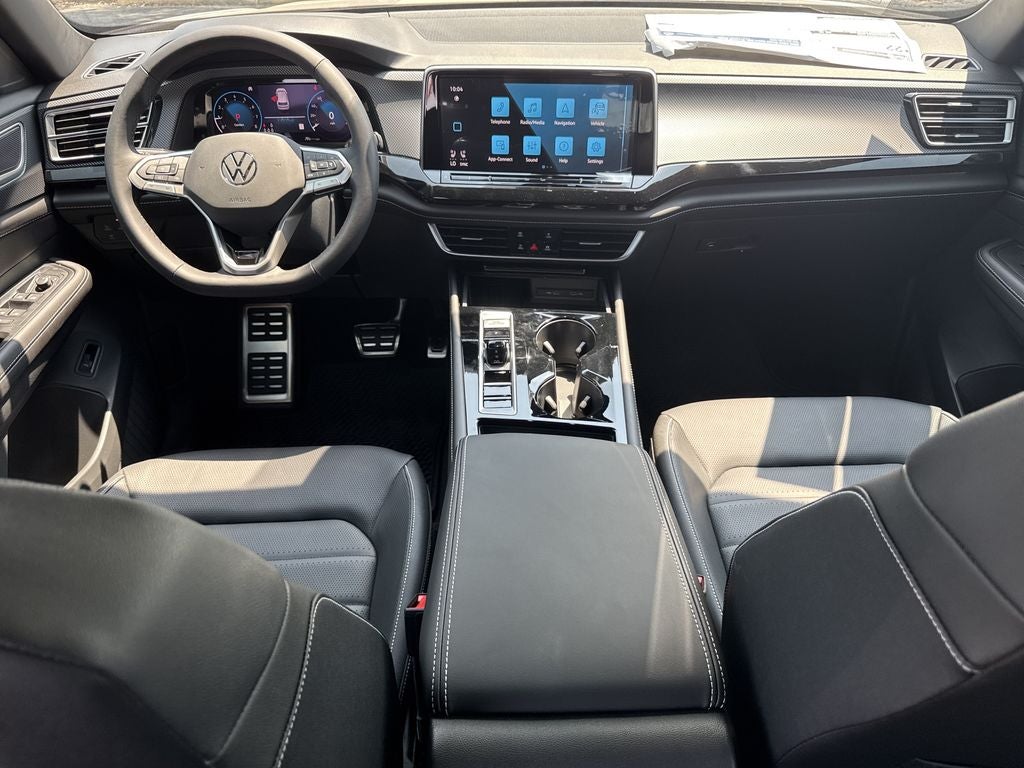 2026 Volkswagen Atlas Cross Sport SEL R-Line Black
