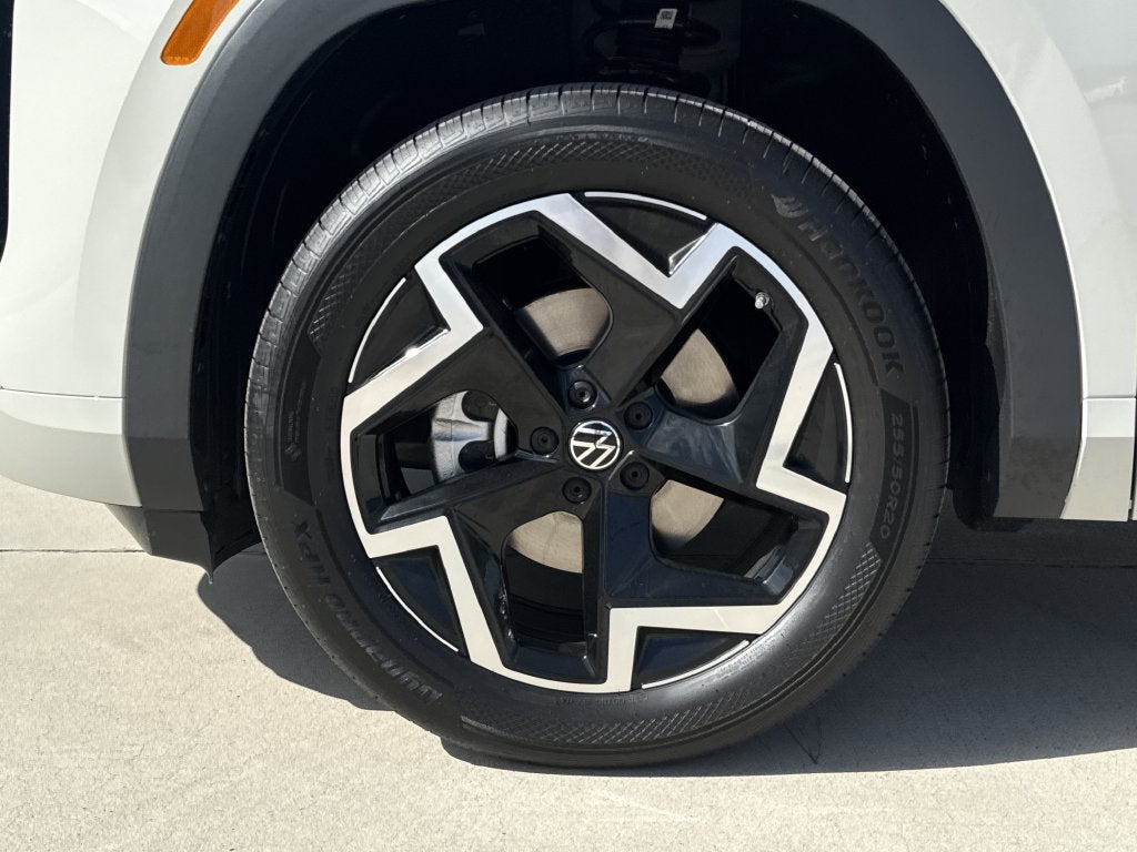 2027 Volkswagen Atlas SEL