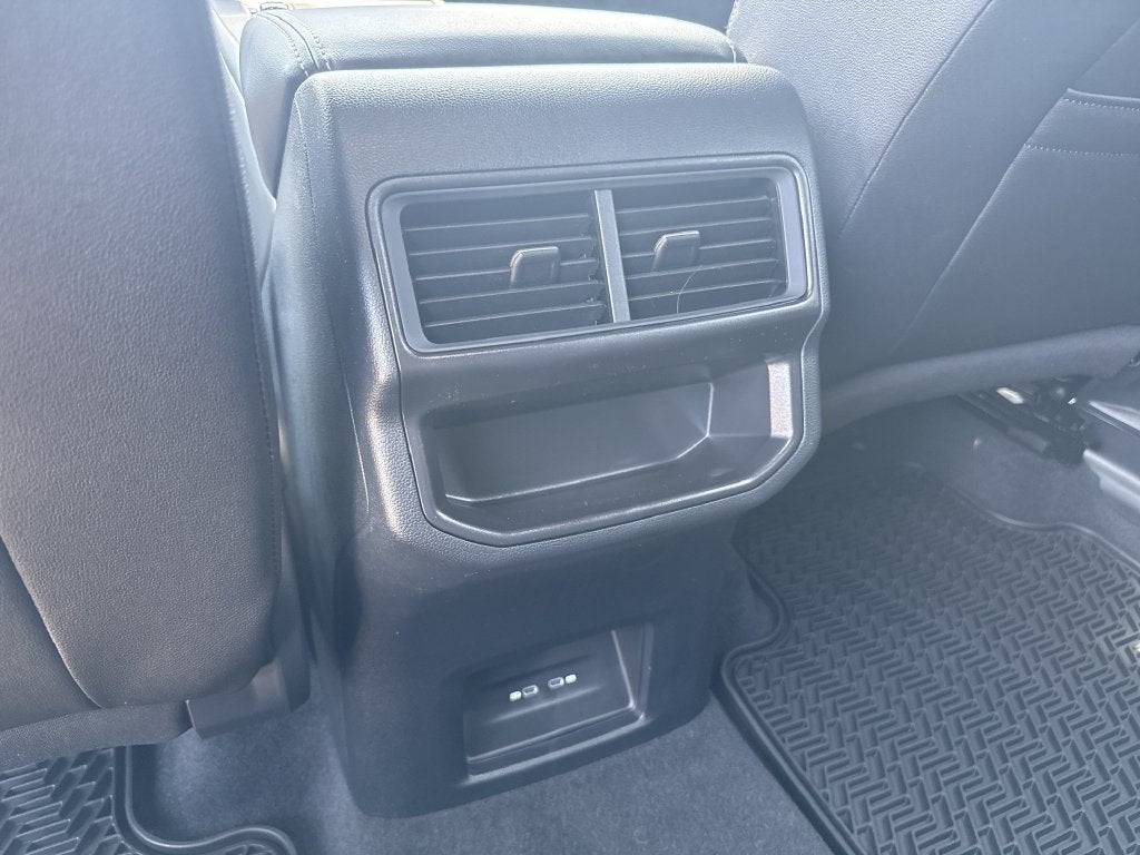 2026 Volkswagen Atlas Cross Sport SE