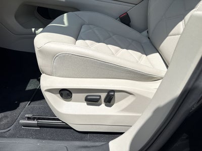 2026 Volkswagen Atlas SE