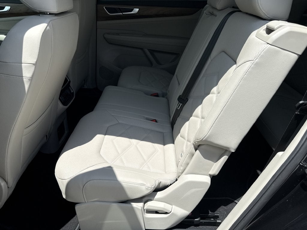 2026 Volkswagen Atlas SE