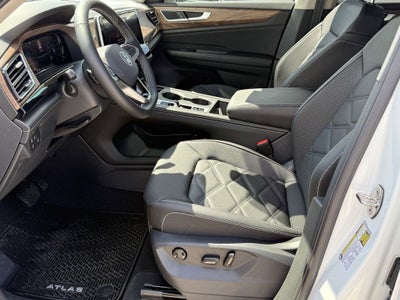 2026 Volkswagen Atlas SE