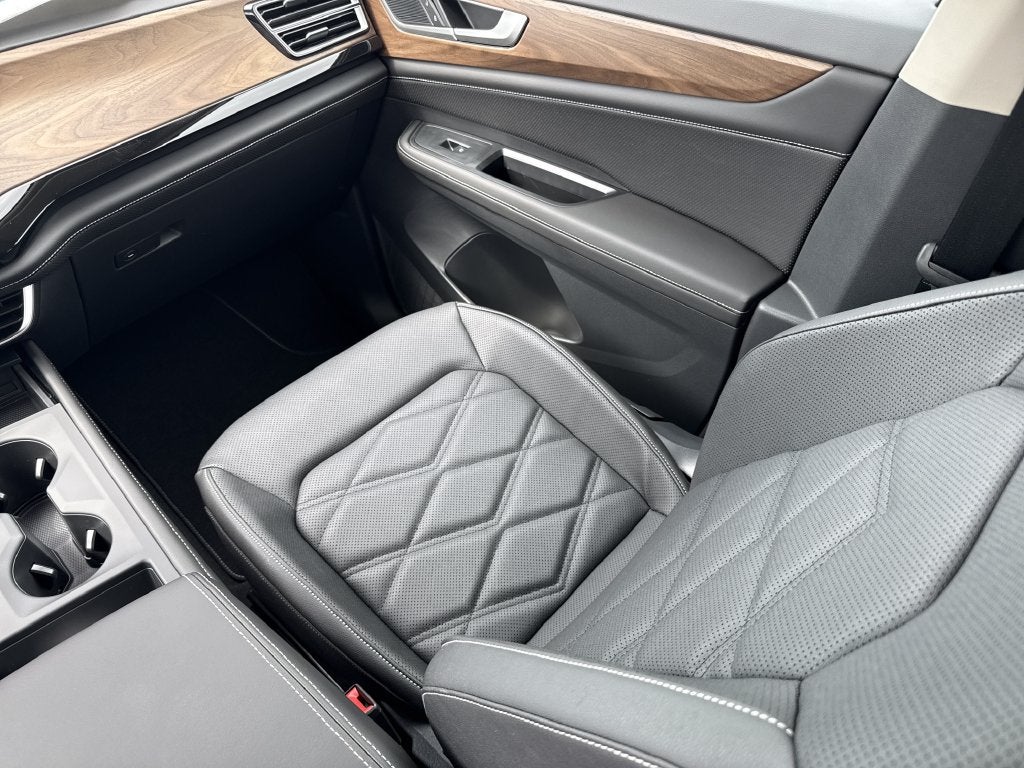 2026 Volkswagen Atlas SE