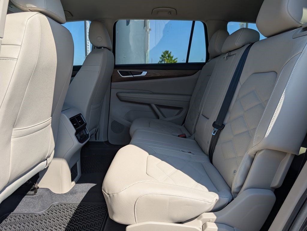 2026 Volkswagen Atlas SE
