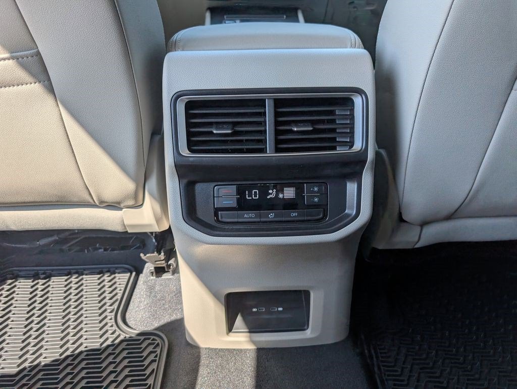 2026 Volkswagen Atlas SE