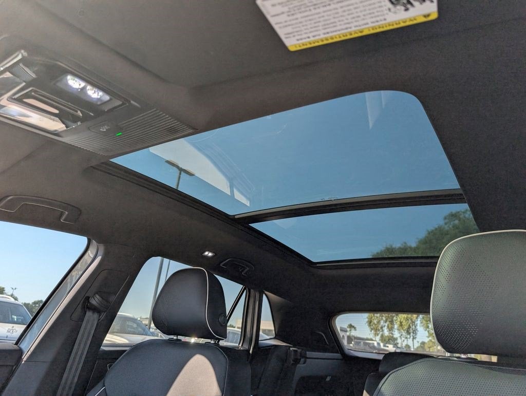 2026 Volkswagen Atlas Cross Sport SEL Premium R-Line