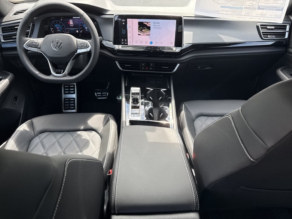 2026 Volkswagen Atlas Cross Sport SEL Premium R-Line