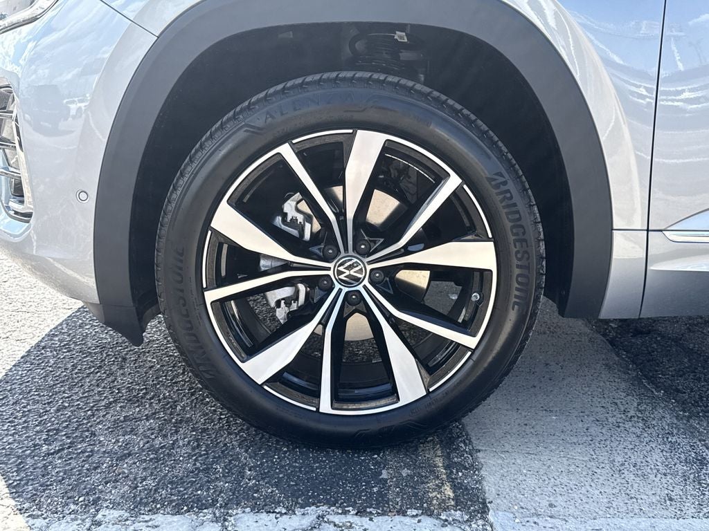 2026 Volkswagen Atlas Cross Sport SEL Premium R-Line