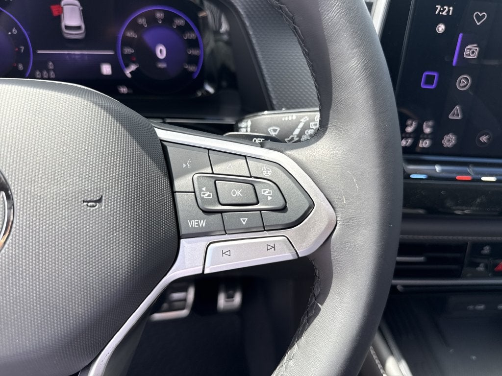 2026 Volkswagen Atlas Cross Sport SEL Premium R-Line