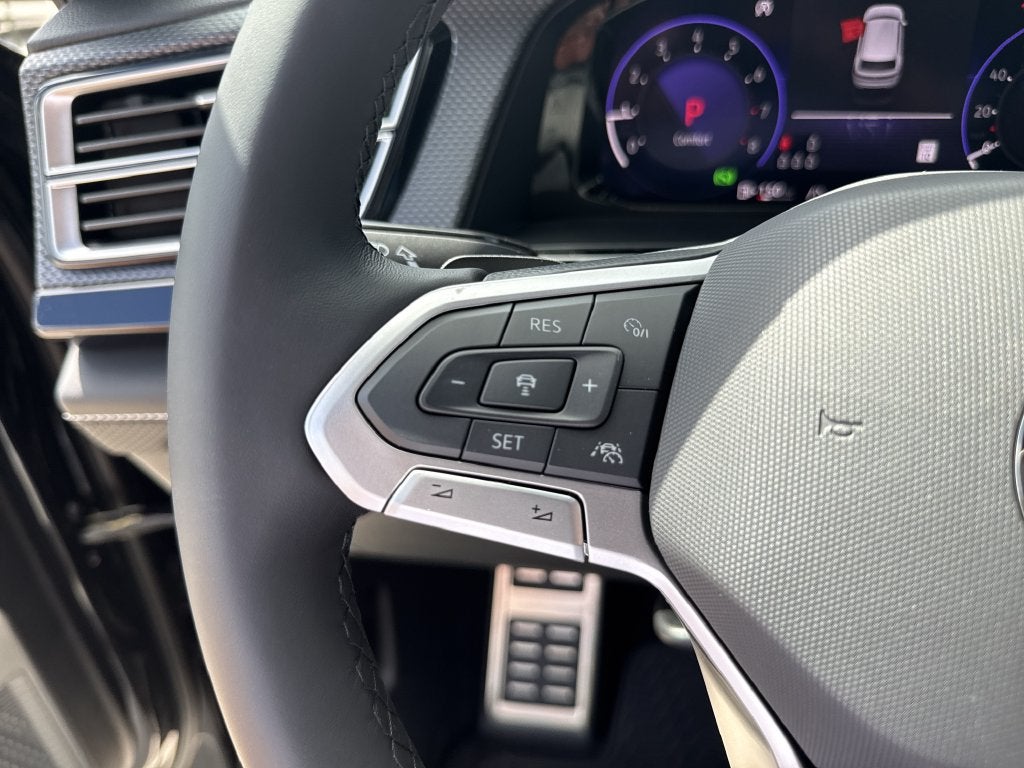 2026 Volkswagen Atlas Cross Sport SEL Premium R-Line