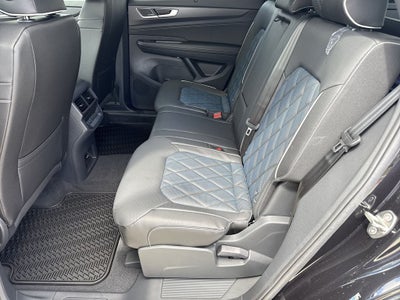 2026 Volkswagen Atlas Cross Sport SEL Premium R-Line