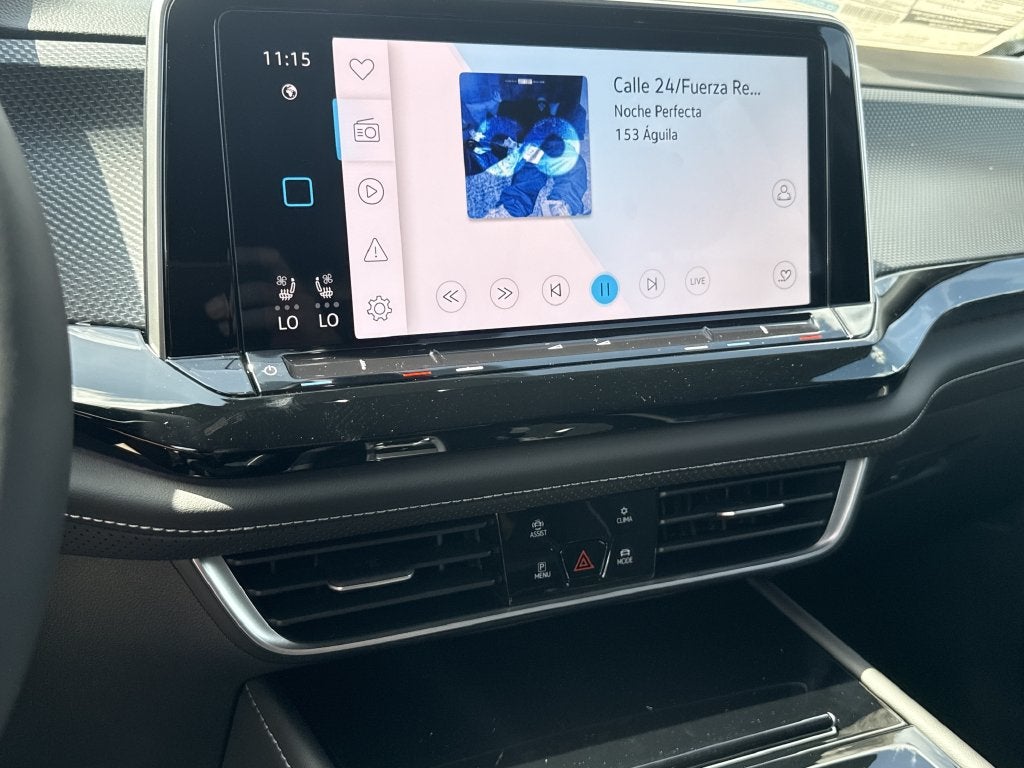 2026 Volkswagen Atlas Cross Sport SEL Premium R-Line
