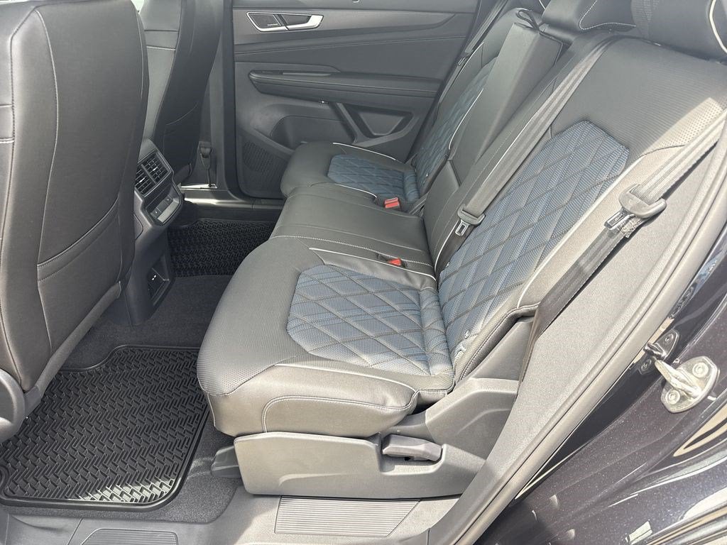 2026 Volkswagen Atlas Cross Sport SEL Premium R-Line