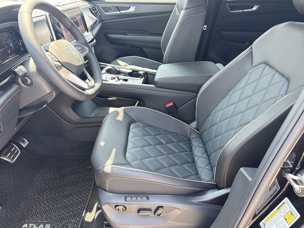 2026 Volkswagen Atlas Cross Sport SEL Premium R-Line