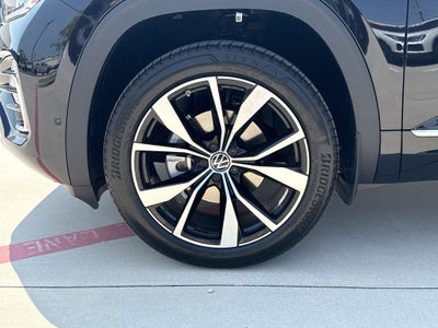 2026 Volkswagen Atlas Cross Sport SEL Premium R-Line