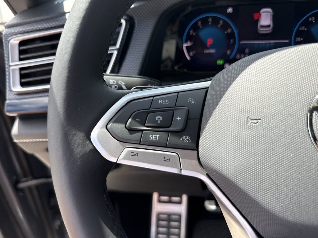 2026 Volkswagen Atlas Cross Sport SEL Premium R-Line