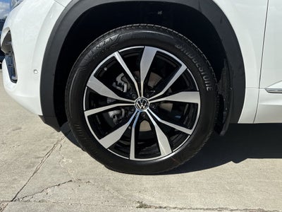 2026 Volkswagen Atlas Cross Sport SEL Premium R-Line