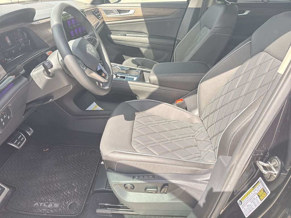 2026 Volkswagen Atlas SEL Premium R-Line