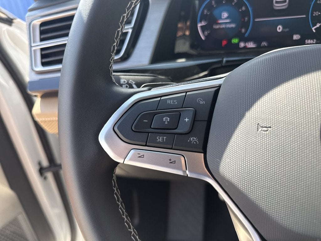 2026 Volkswagen Atlas Cross Sport SE w/Technology