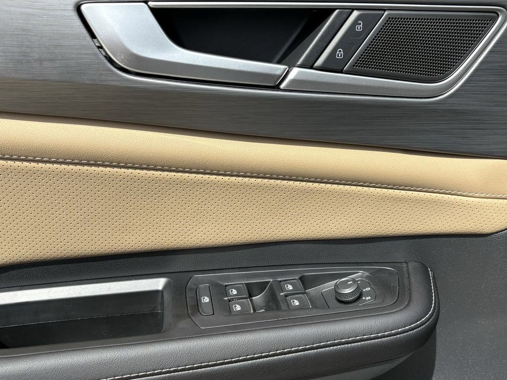 2026 Volkswagen Atlas Cross Sport SE w/Technology
