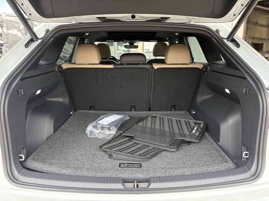 2026 Volkswagen Atlas Cross Sport SE w/Technology