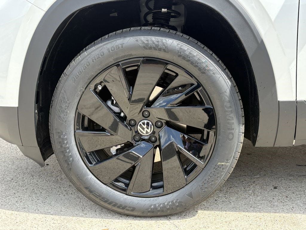 2026 Volkswagen Atlas Cross Sport SE w/Technology