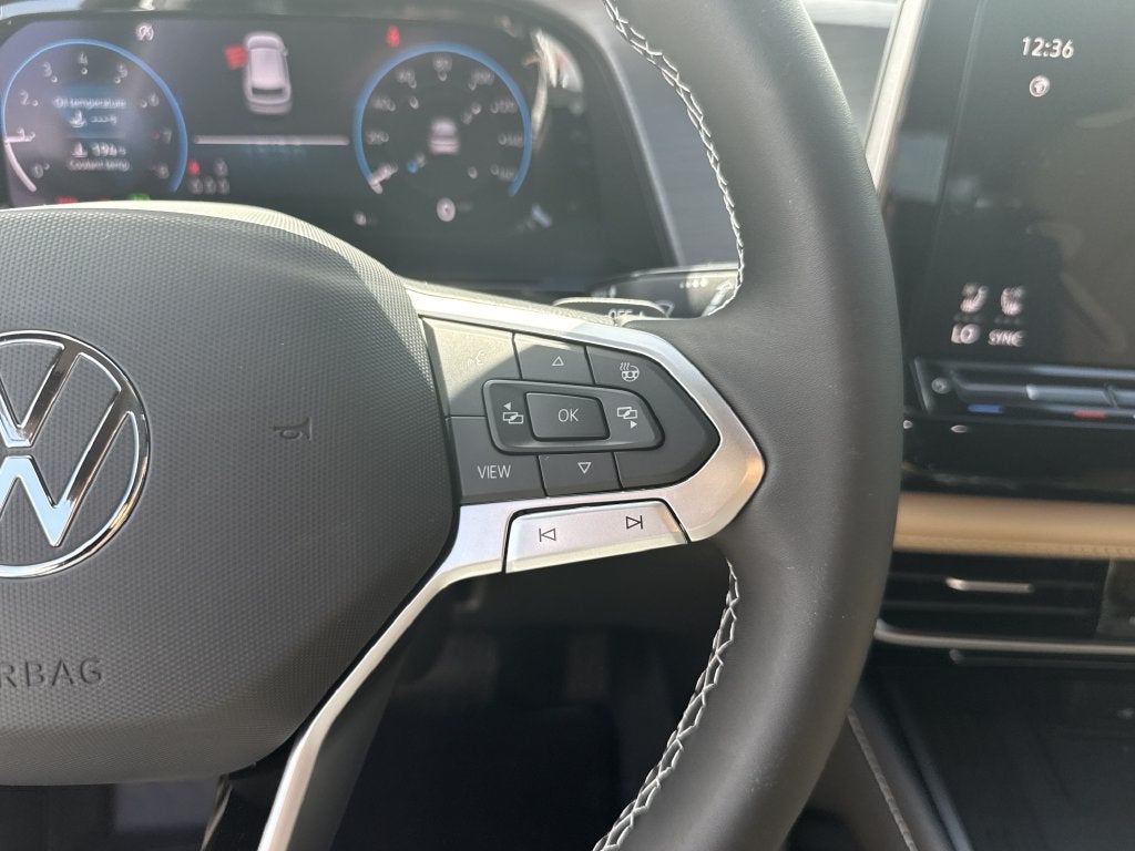 2026 Volkswagen Atlas Cross Sport SE w/Technology