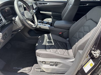 2026 Volkswagen Atlas Cross Sport SE w/Technology
