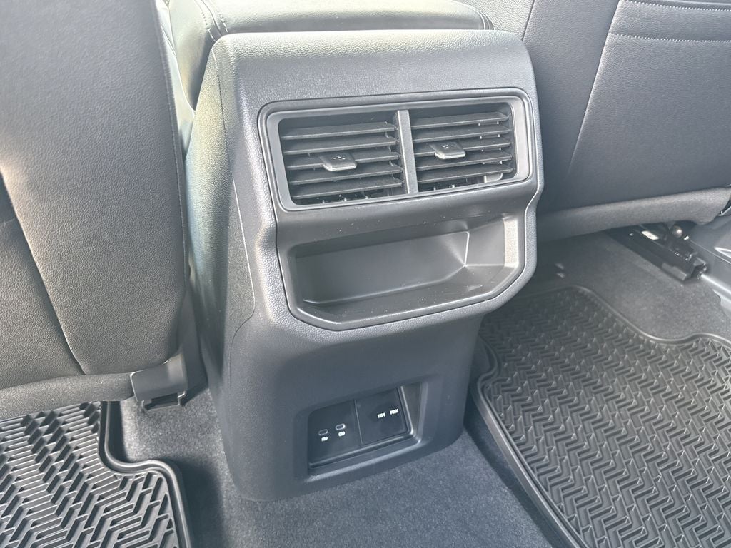 2026 Volkswagen Atlas Cross Sport SE w/Technology