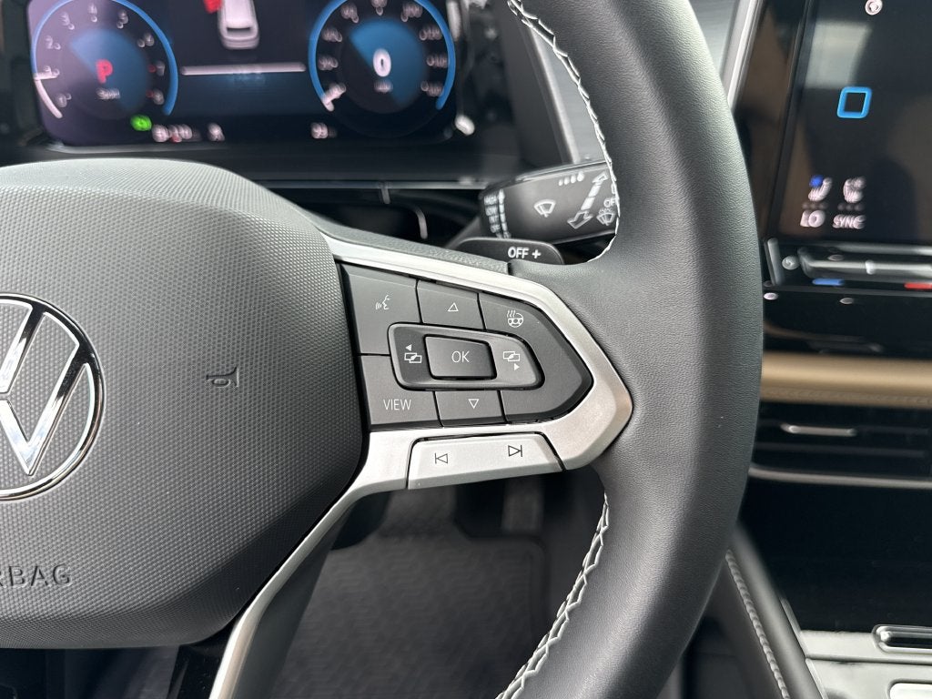 2026 Volkswagen Atlas Cross Sport SE w/Technology