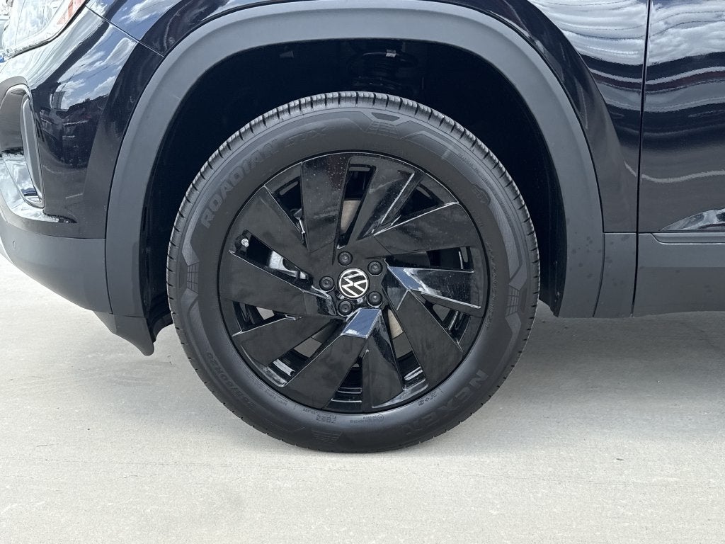 2026 Volkswagen Atlas Cross Sport SE w/Technology