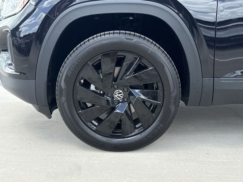 2026 Volkswagen Atlas Cross Sport SE w/Technology