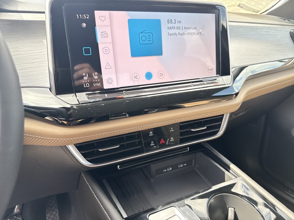 2026 Volkswagen Atlas Cross Sport SE w/Technology