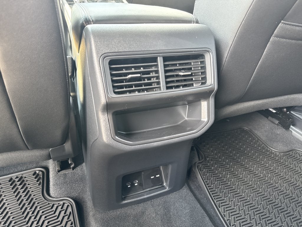 2026 Volkswagen Atlas Cross Sport SE w/Technology