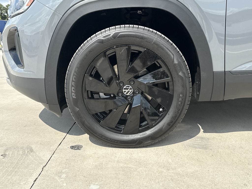 2026 Volkswagen Atlas Cross Sport SE w/Technology