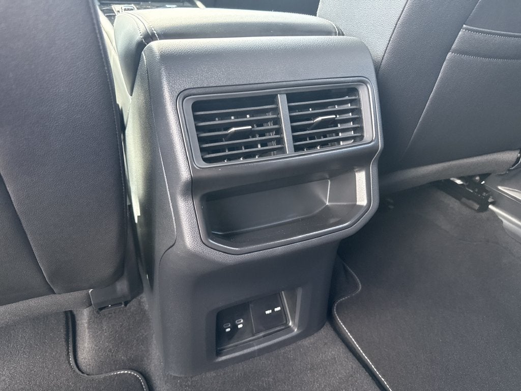 2026 Volkswagen Atlas Cross Sport SE w/Technology
